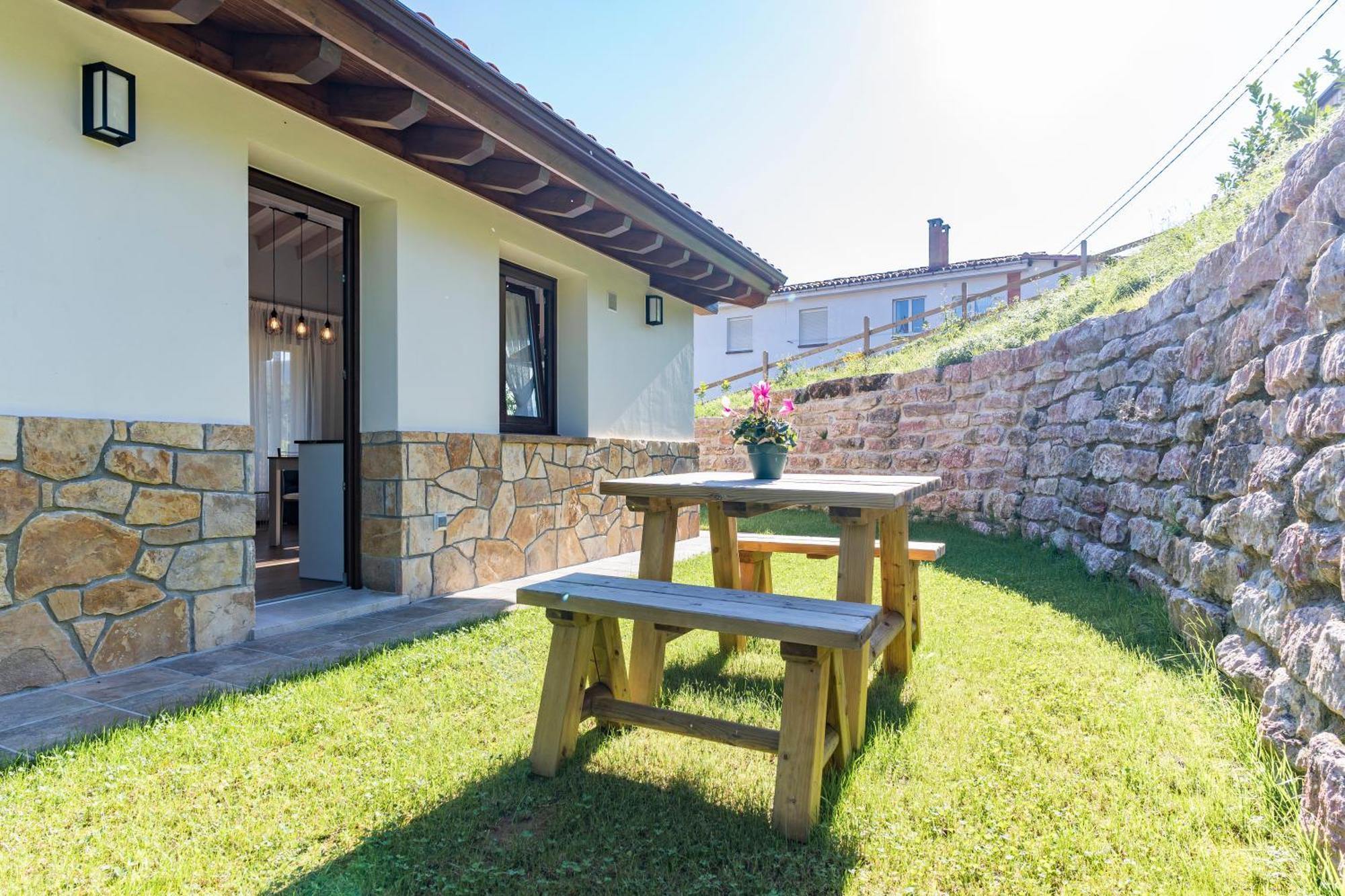 Apartamentos Cuetumerin Onís Exteriör bild