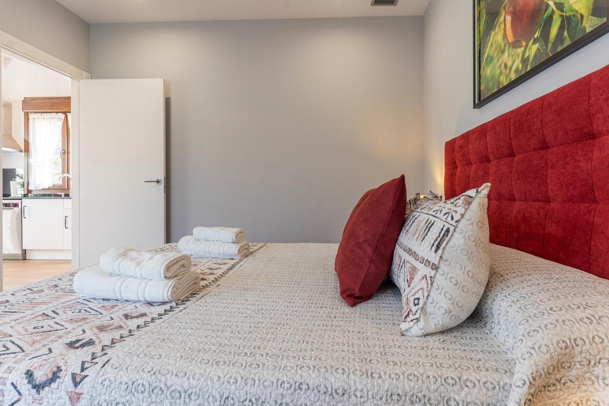 Apartamentos Cuetumerin Onís Exteriör bild
